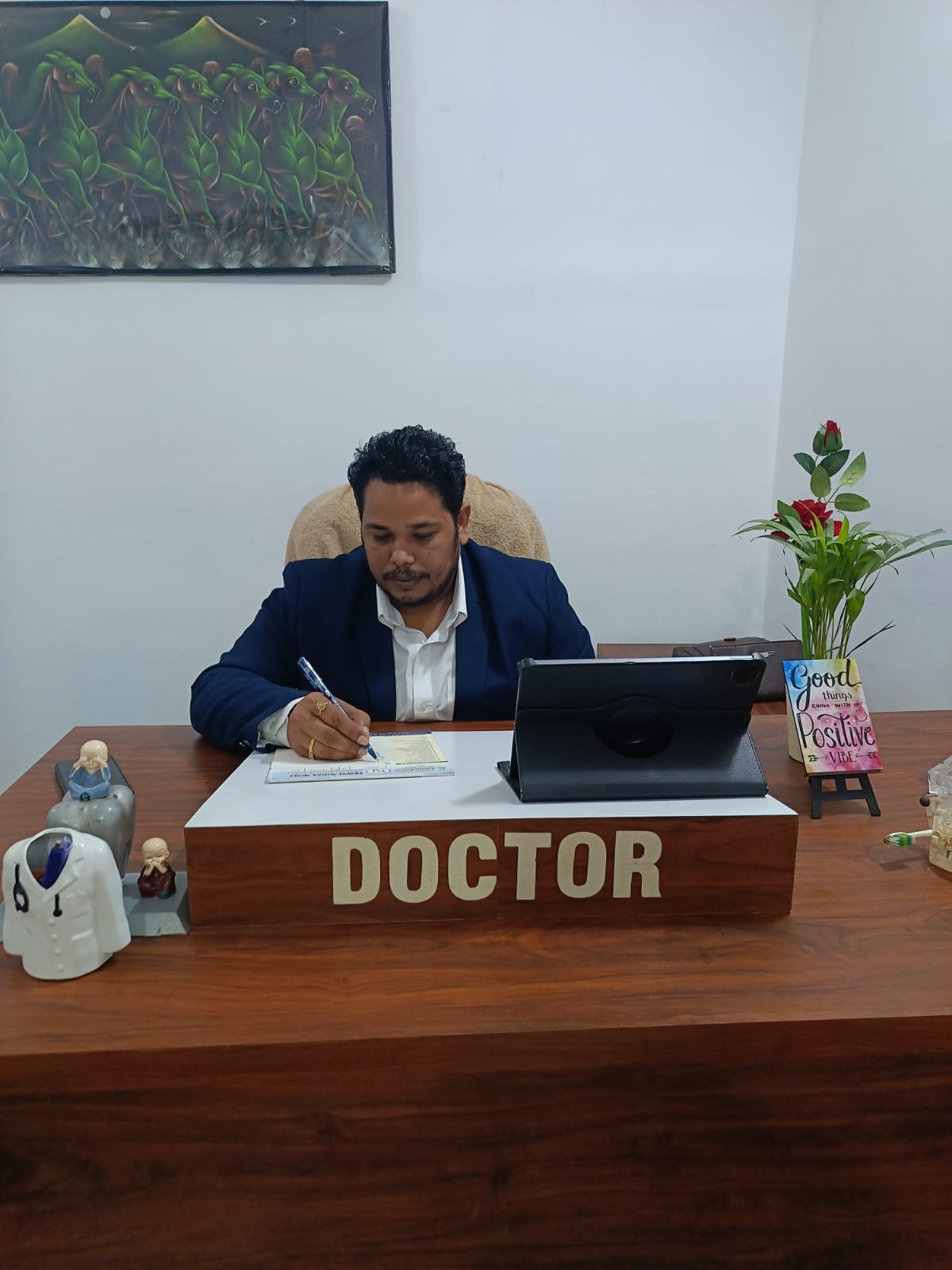 Dr. Ashish Kumar, Chief Dentist